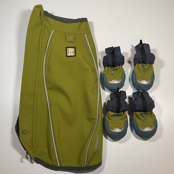 **SOLD** Ruffwear |. Polar Trex Boots (x4) - Picture 3 of 11